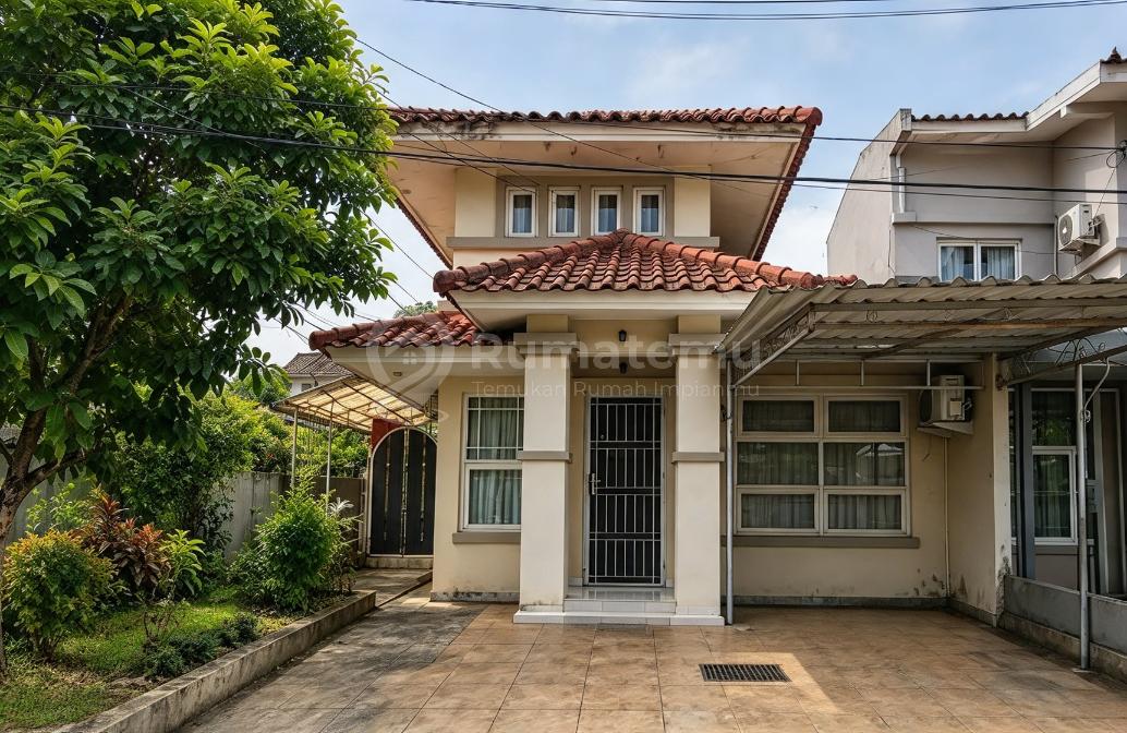 Dijual Rumah Hook dengan Pencahayaan Alami di Taman Parahyangan