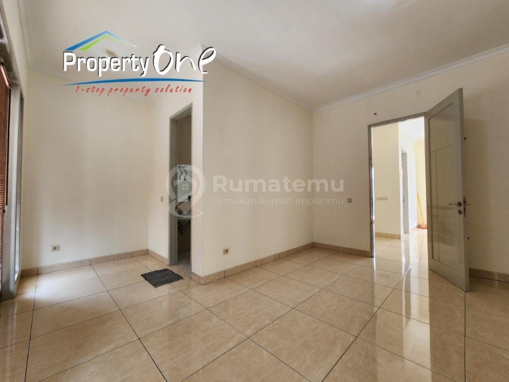 Rumah Strategis Cluster BSD Tangsel