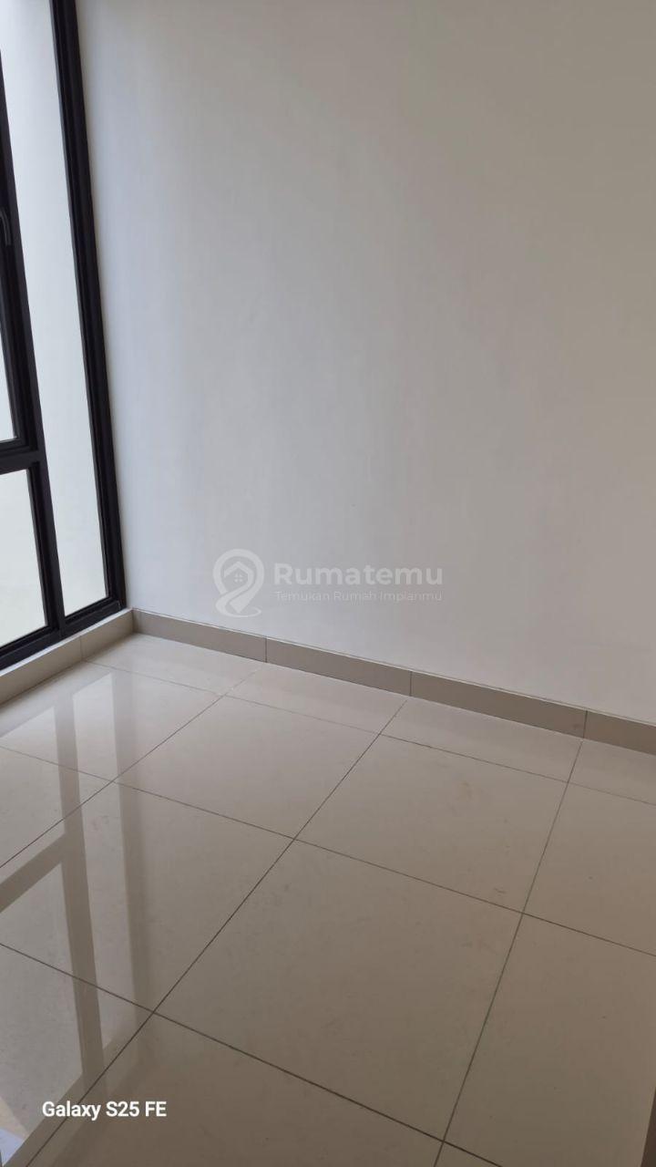 Disewakan rumah murah bagus 2 lantai di Cluster Mahakam Jakarta Garden City Jakarta Timur siap huni minimalis modern