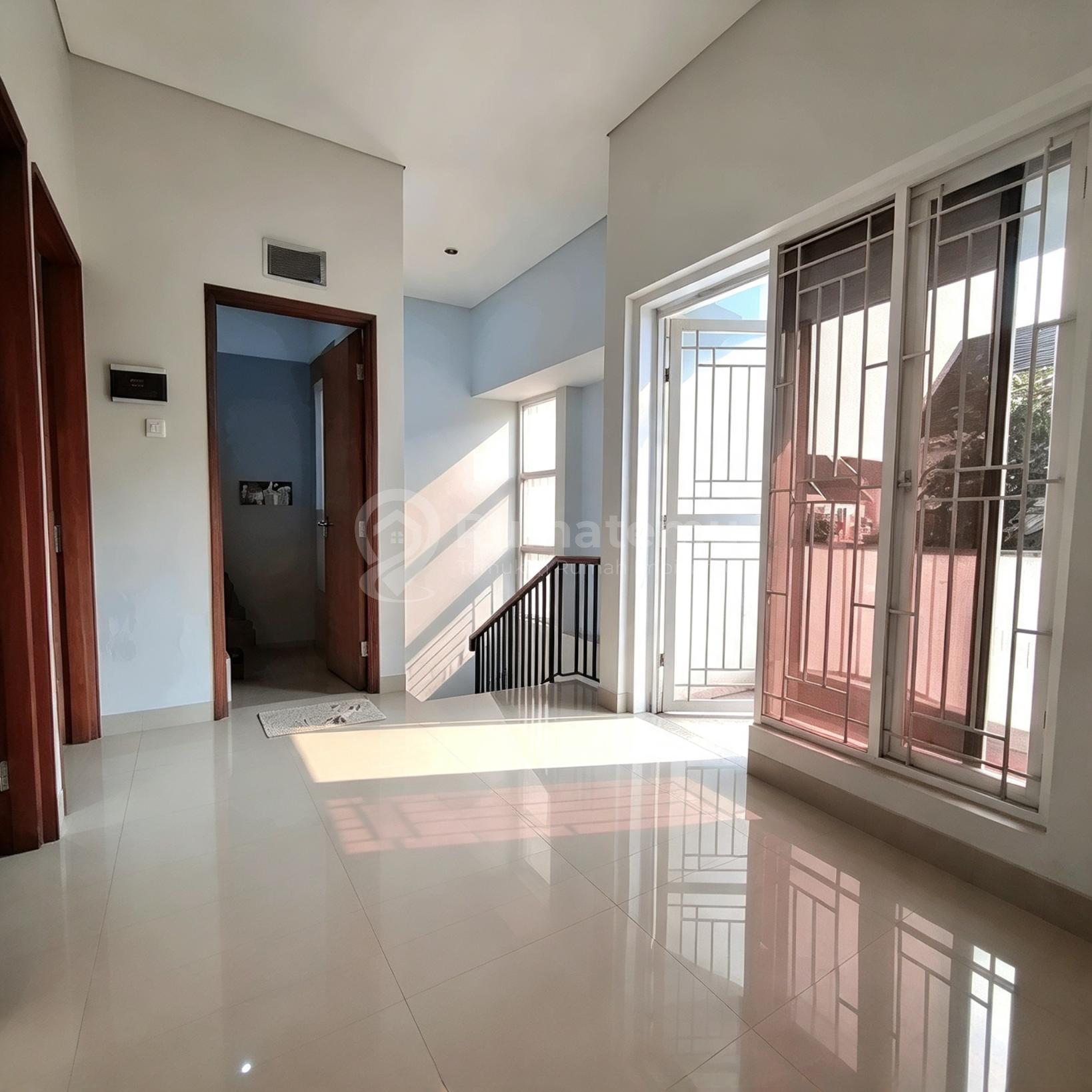 Dijual Rumah Lokasi Strategis Harga Menarik di Pondok Kacang