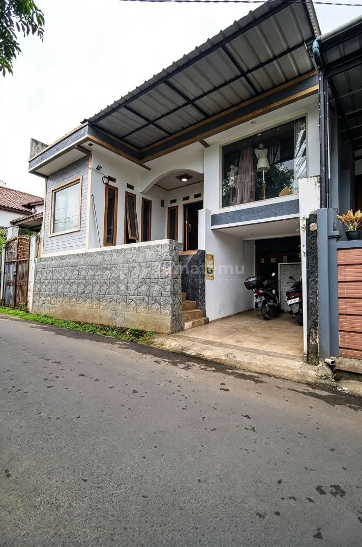 Dijual Rumah 2.5 Lantai di Cipageran Cimahi