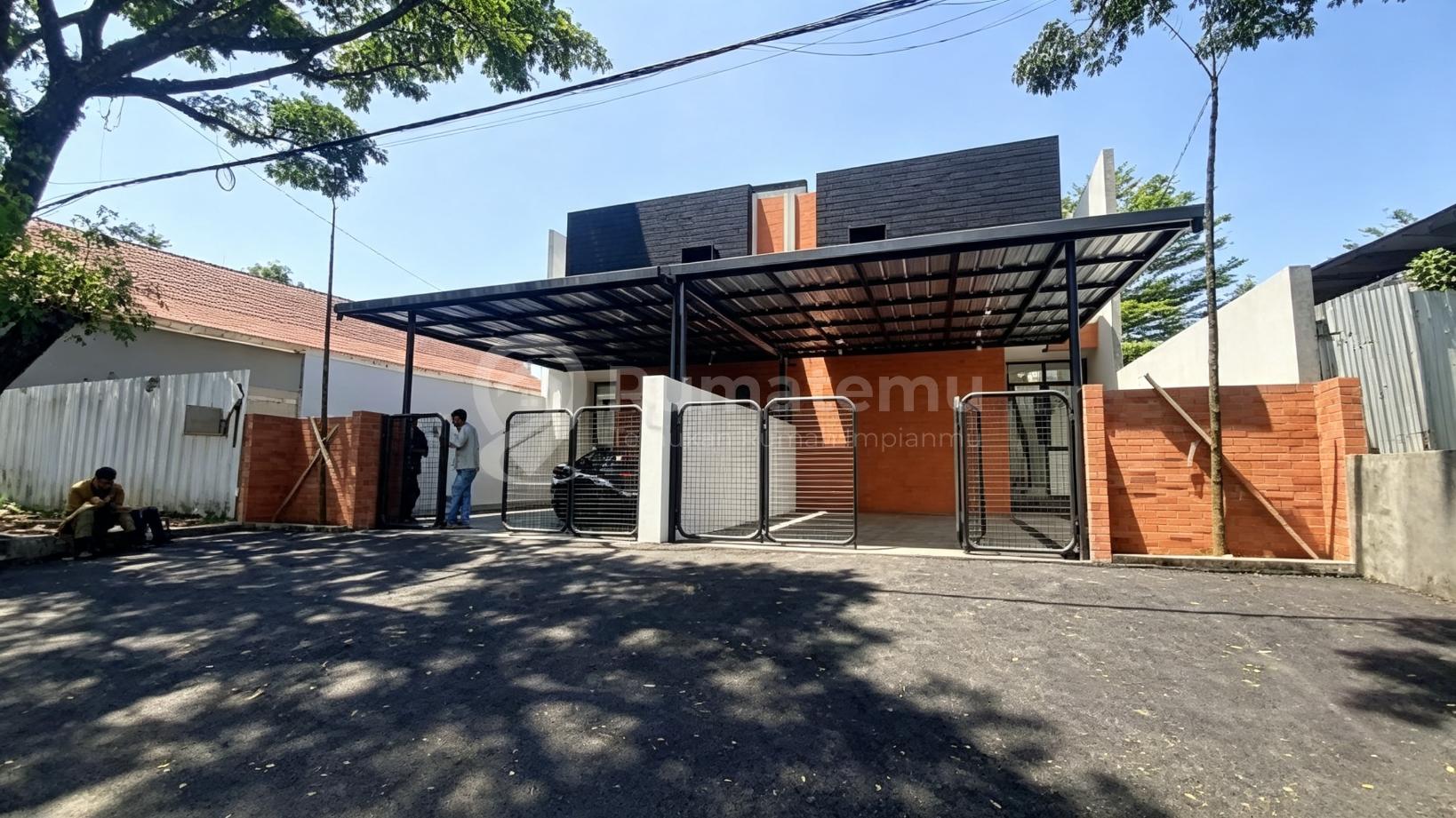 Jual Rumah Baru Dekat Sekolah Mutiara Bunda Arcamanik Bandung