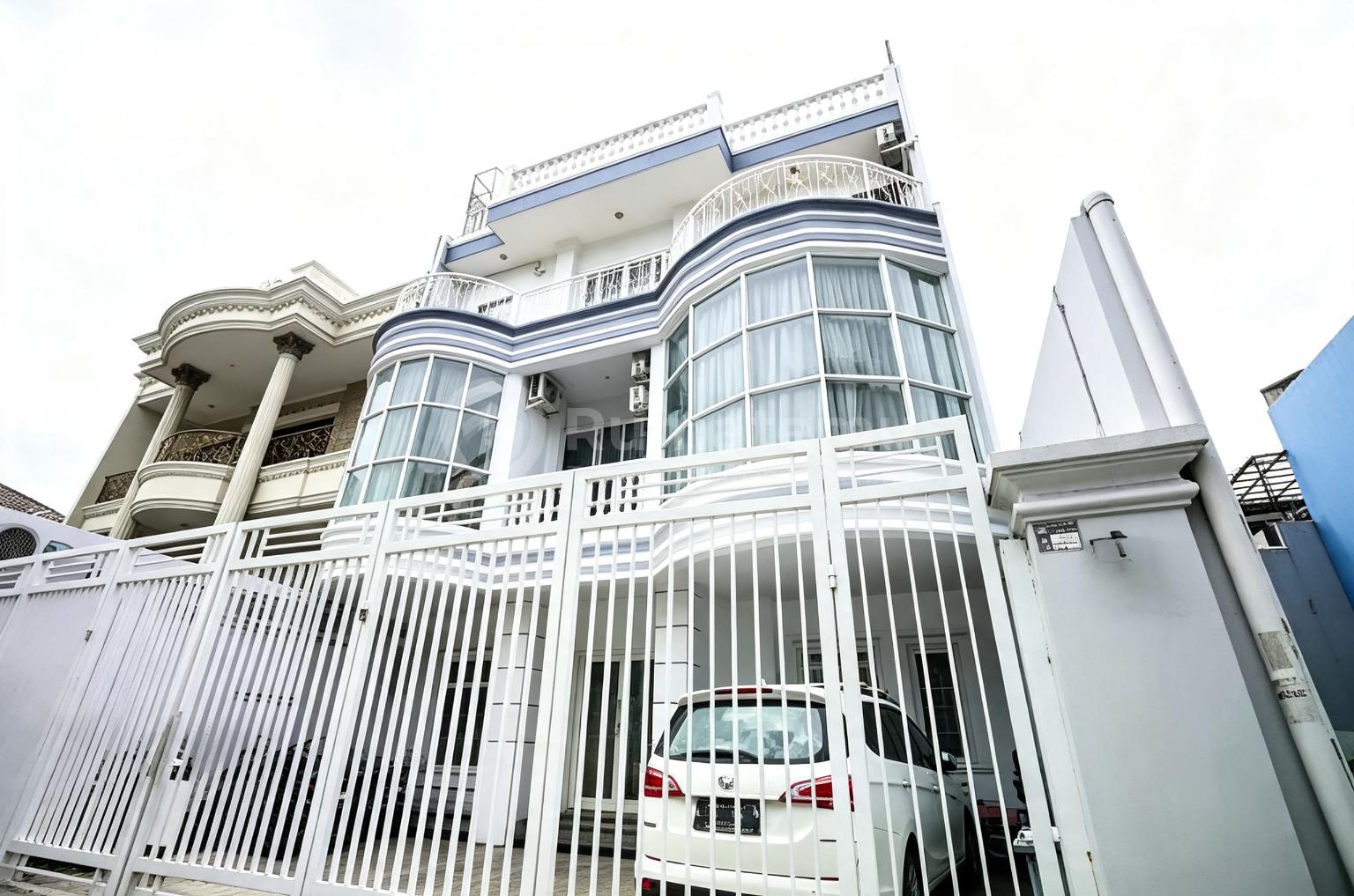 DIJUAL RUMAH CITRA GARDEN 2 EXT,9 KT 4 LANTAI 200M2,KALIDERES,JAKARTA BARAT