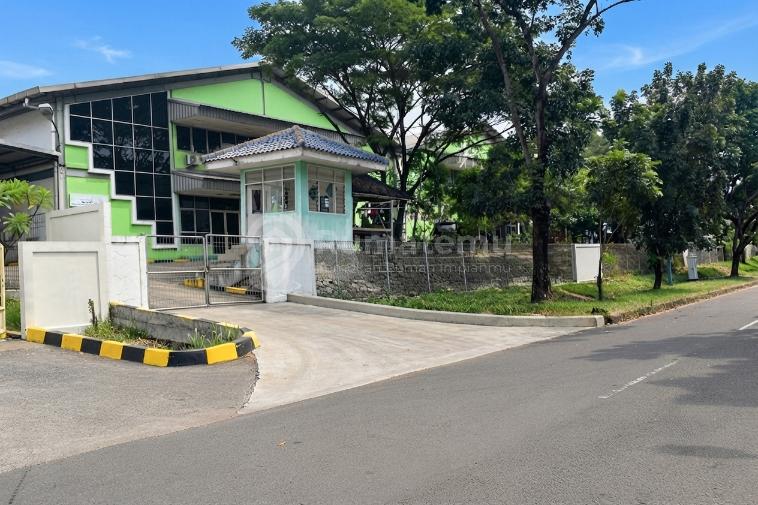 Gudang Ex Pabrik Kawasan Industri Surya Cipta Karawang Timur