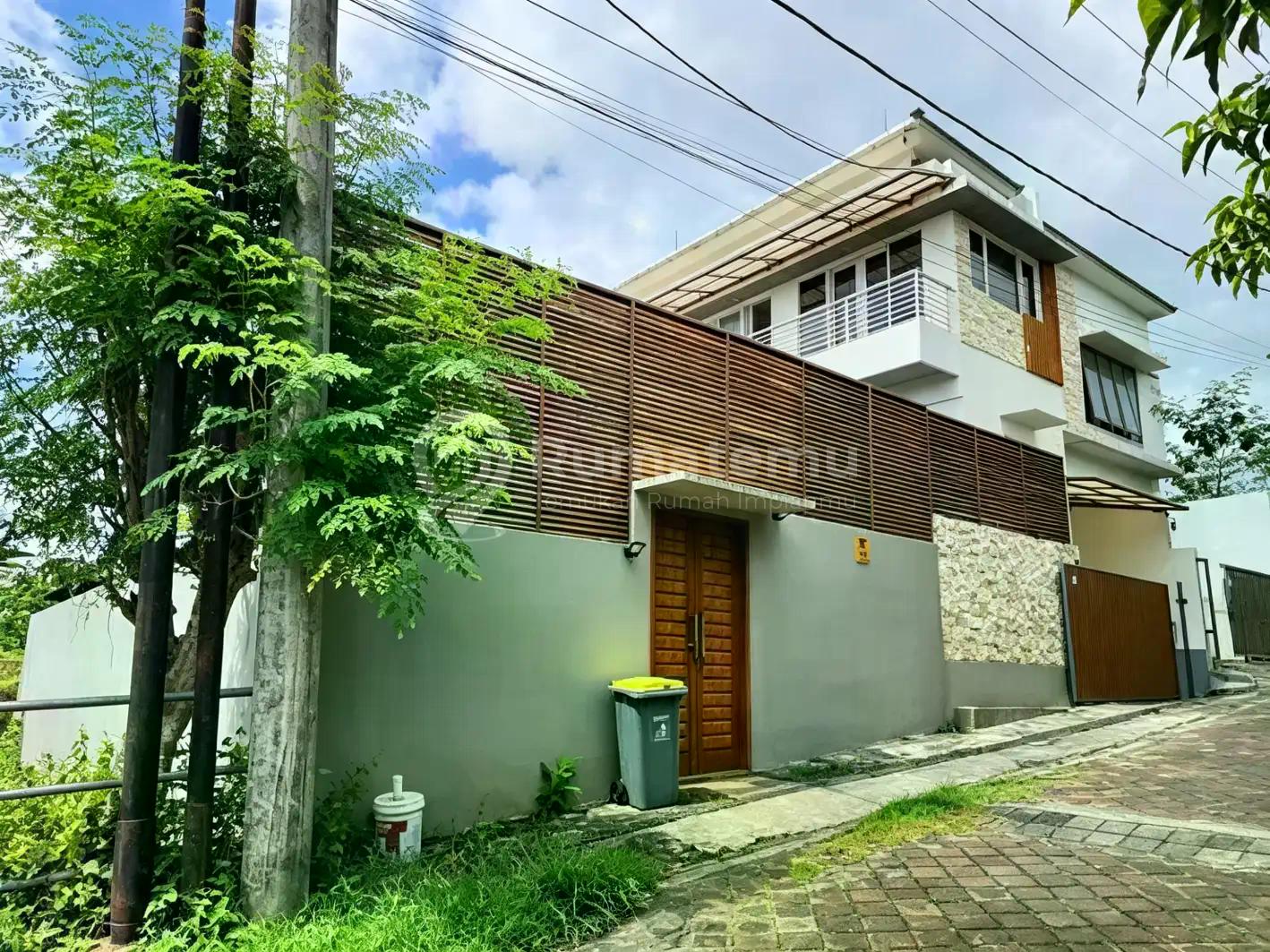 Ready For Sale Beautyfull Villa In Ungasan Bali 4 B R