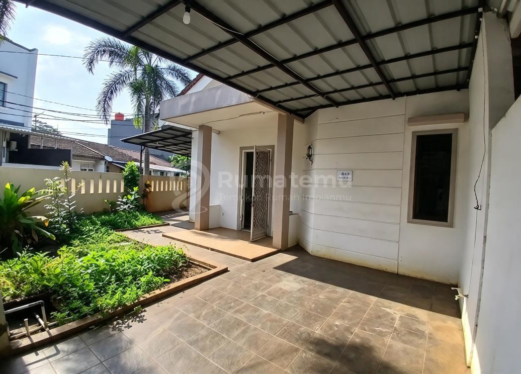 Taman Surya, Pegadungan, Kalideres, Jakarta Barat..Disewakan Rumah 1 Lantai, Deposit 10 Juta, Kamar Tidur: 3+1, Kamar Mandi: 2, PLN: 3500W, Air: Pam, Shm.-702.0926 | Rumah123