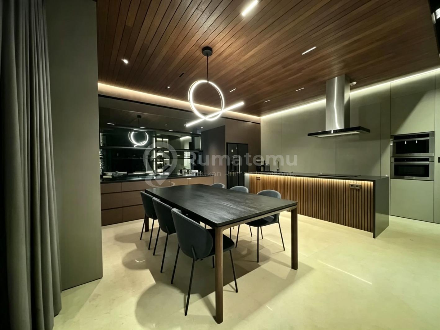 Disewakan Apartemen Pet Friendly, Ciputra World 2, 2+1 Bedroom