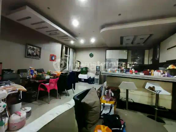Puri Mansion [rumah]:2.5 Lt-hadap Selatan-dlm Cluster