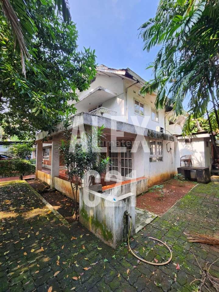 Jual Rumah lama Lingkungan tenang area Brawijaya, Pulo, Kebayoran Baru, Jakarta