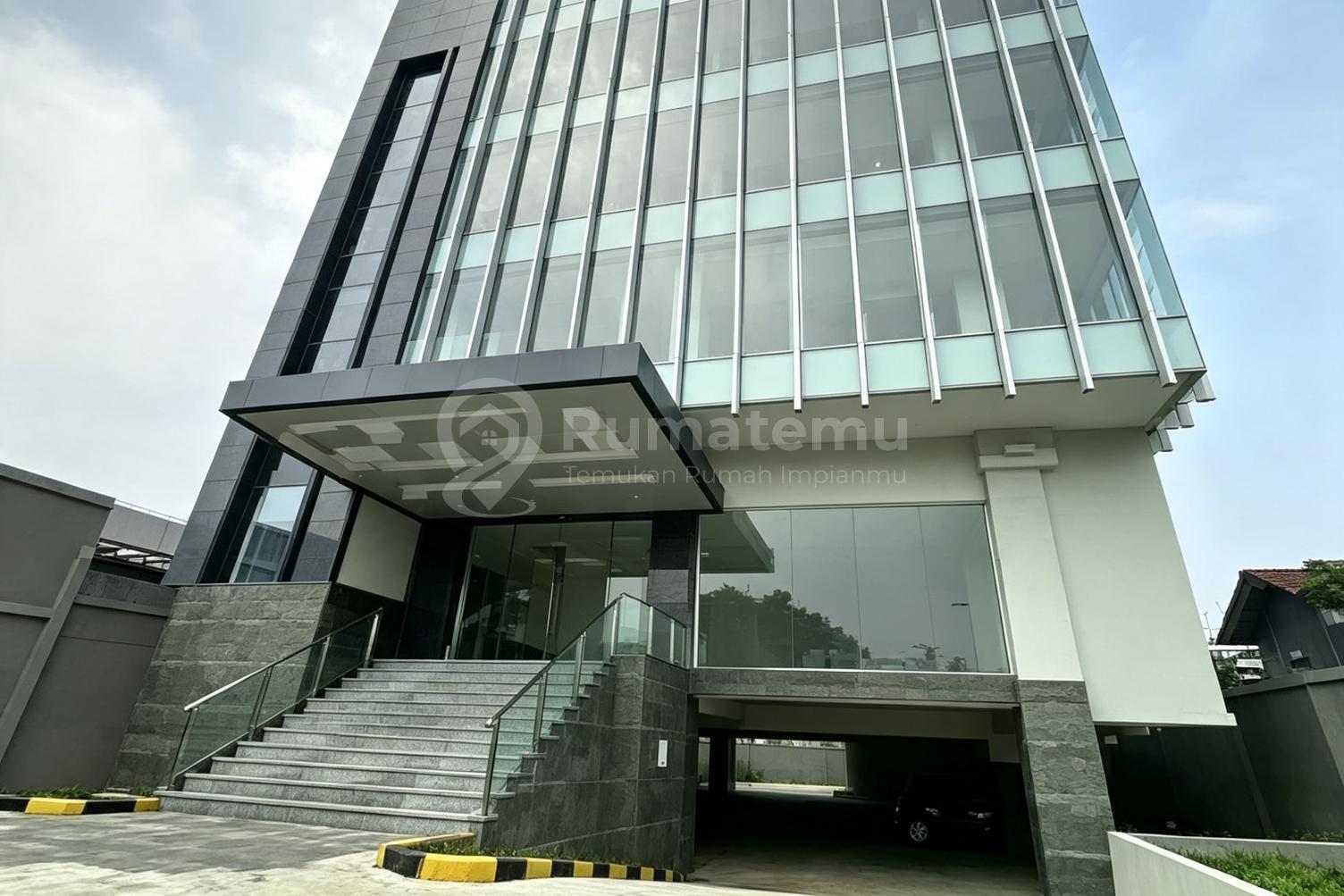 Murah Gedung Baru 5.5 Lantai Sudah Shm Matraman Jakarta Timur