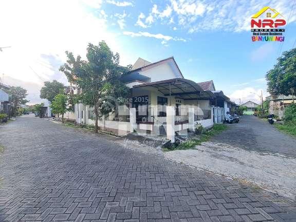 Dijual Rumah Hook Murah 2 Lantai di Kebalenan Banyuwangi Kota