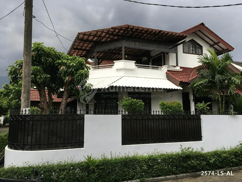 Dijual Rumah Hook Lokasi Strategis di Bintaro Jaya Sektor 3