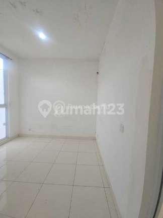 Ruko 3 Lantai, Free Parkir, Samping Jalan, Ruko di Gading Serpong