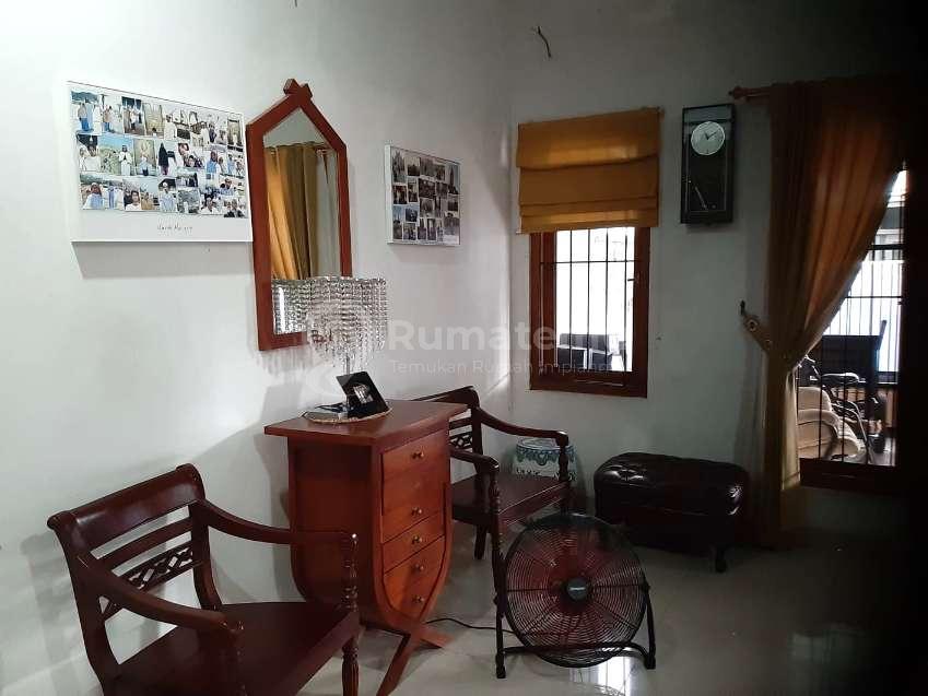 Rumah Melati Mas. 2 Lantai. 10X20. Jalan 2 Mobil. Siap Huni
