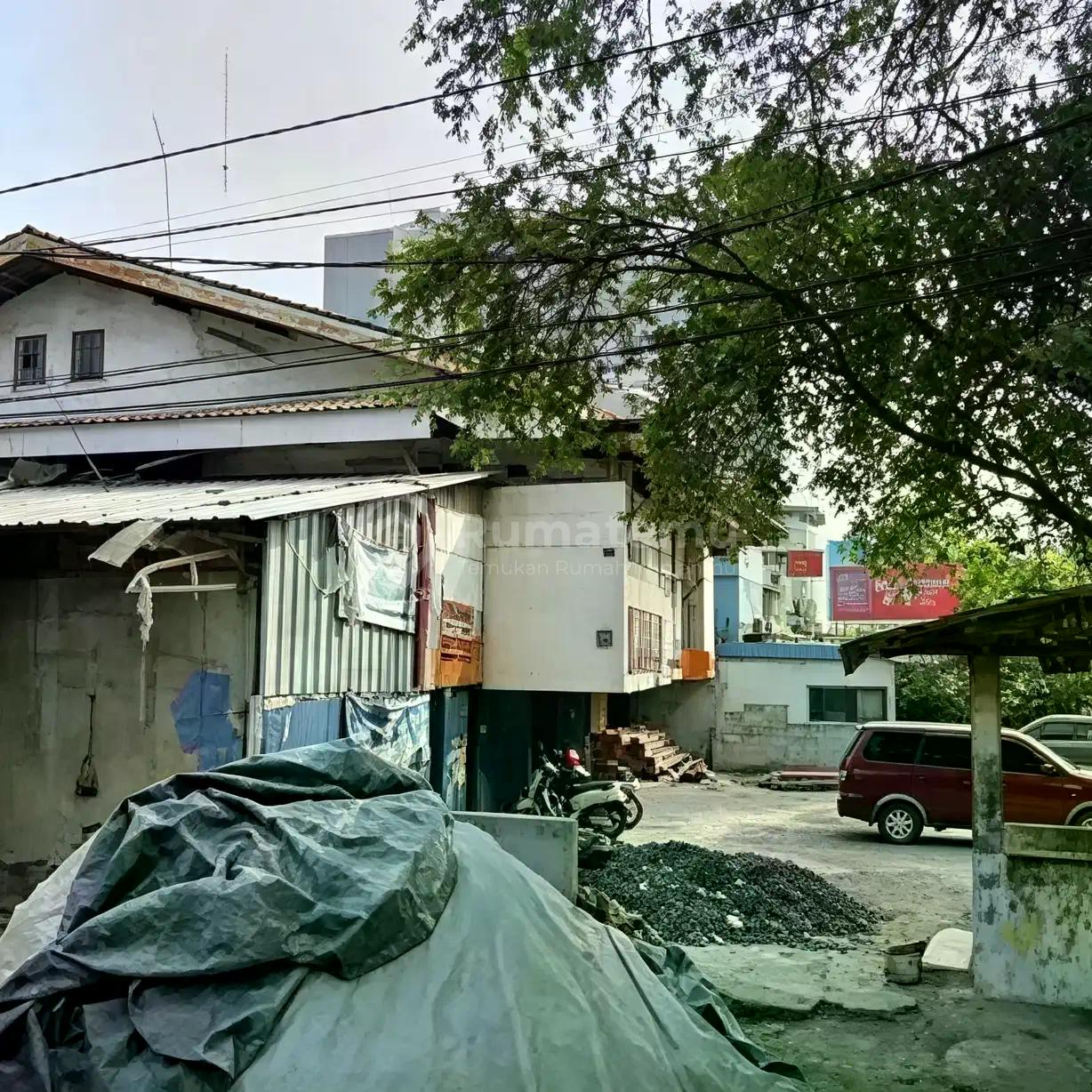 Dijual Dibawah NJOP Kavling Hoek Pluit Luas 528M2 SHM Hanya 25 Miliar!! Disewakan Hanya 100Rb/M2/Bulan!! Cocok Utk Sekolah, Showroom, Restaurant, Cafe, Tempat Olahraga, Bank, Perkantoran, Etc!! Jakut