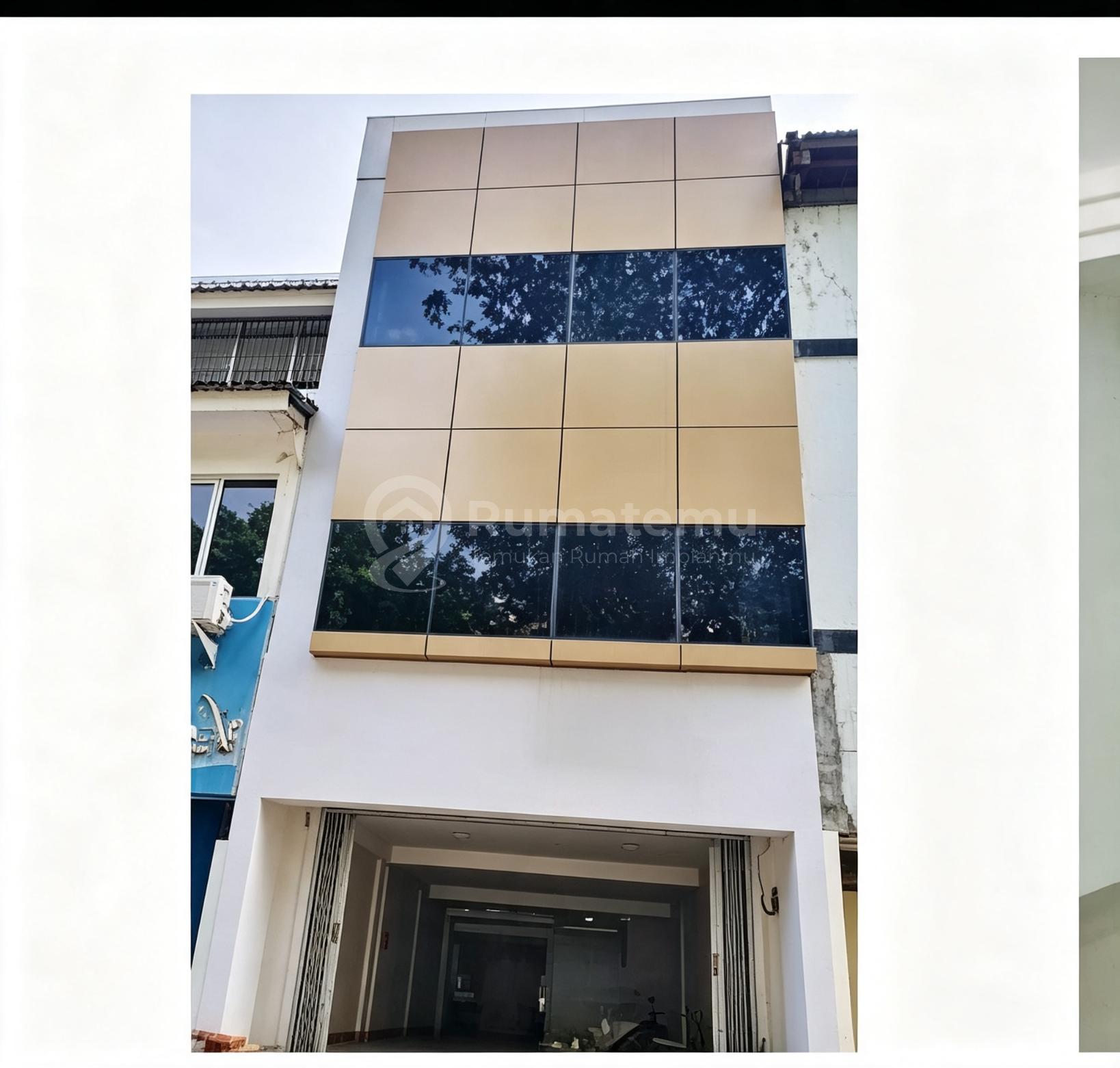 Ruko Bagus Murah 3 1/2 Lantai Siap Pakai Di Gading Griya Lestari