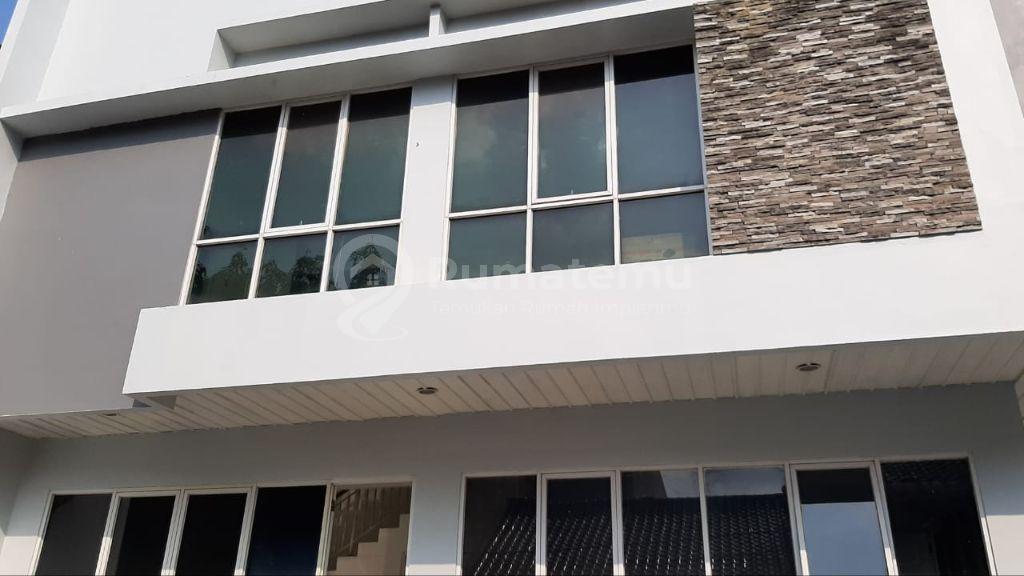 Di Sewakan Ruko Bongo Kelapa Gading, bisa untuk cafe