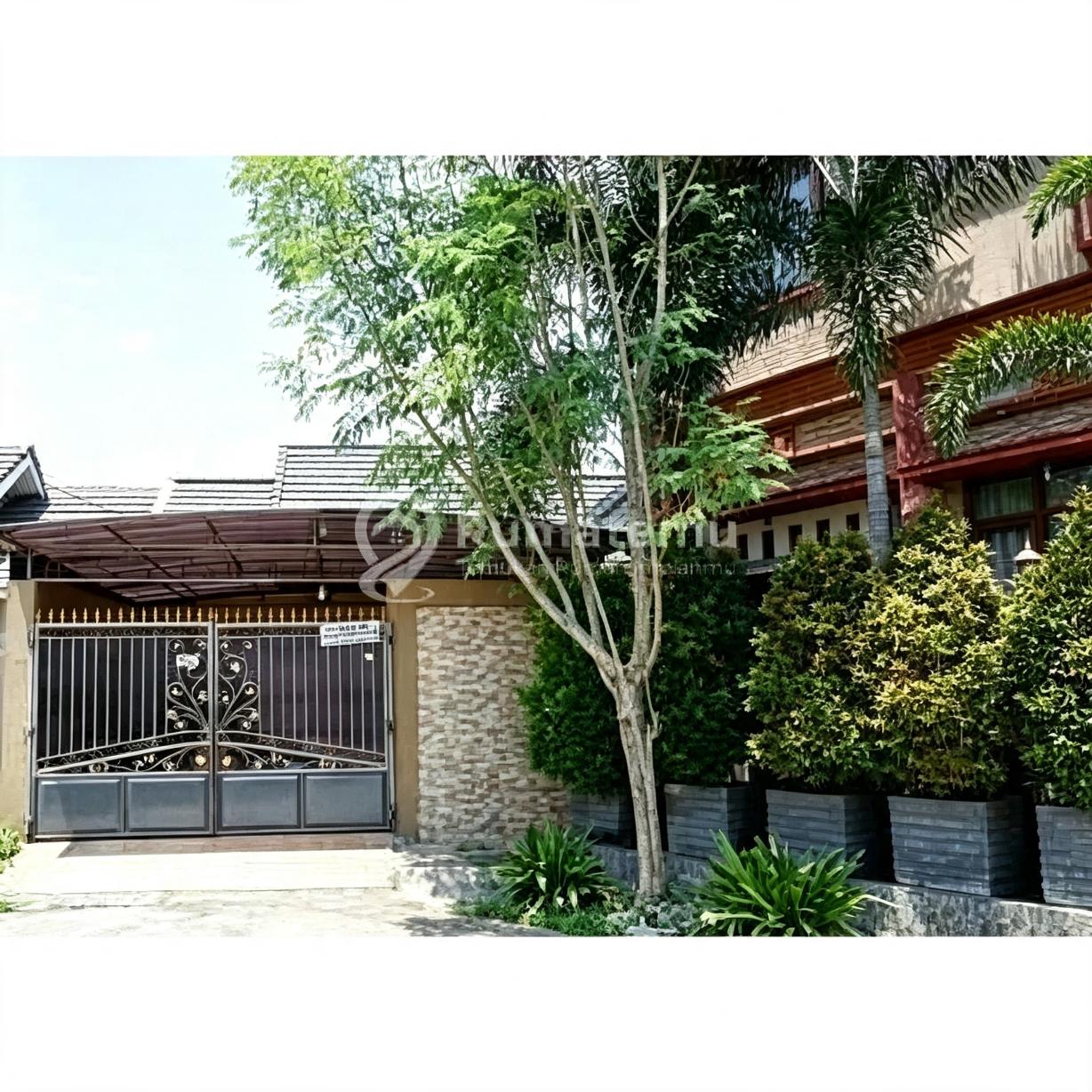 Dijual rumah unit spesial Unfurnished Hadap Selatan Di Villa Mutiara Gading Riviera Bekasi