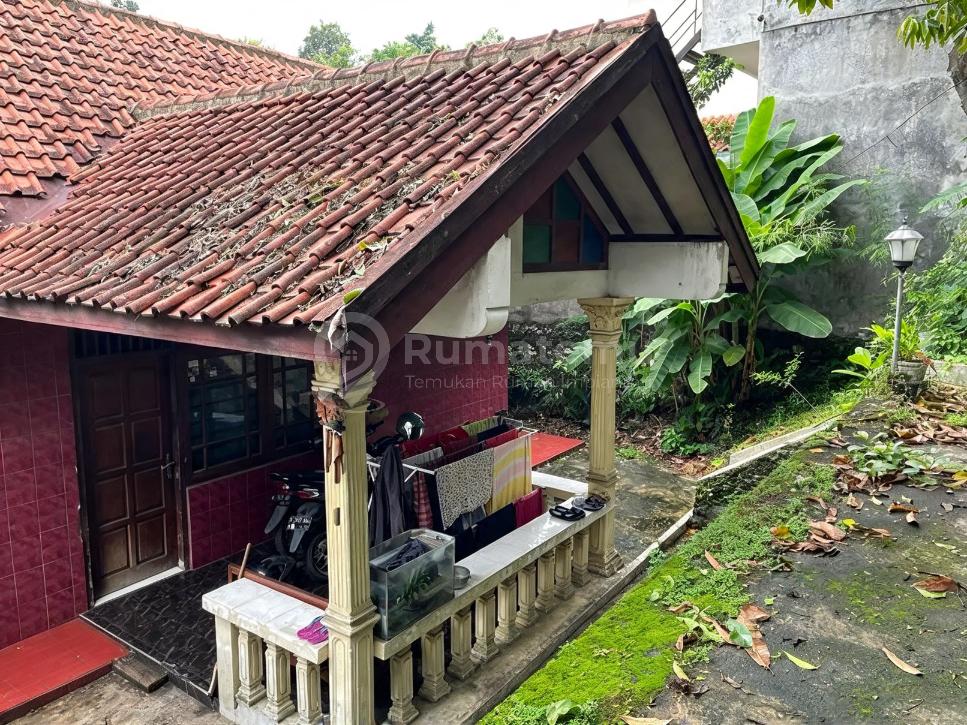 Rumah 2 KT Pinggir Jalan Gajahmungkur Dijual di Bawah Pasaran