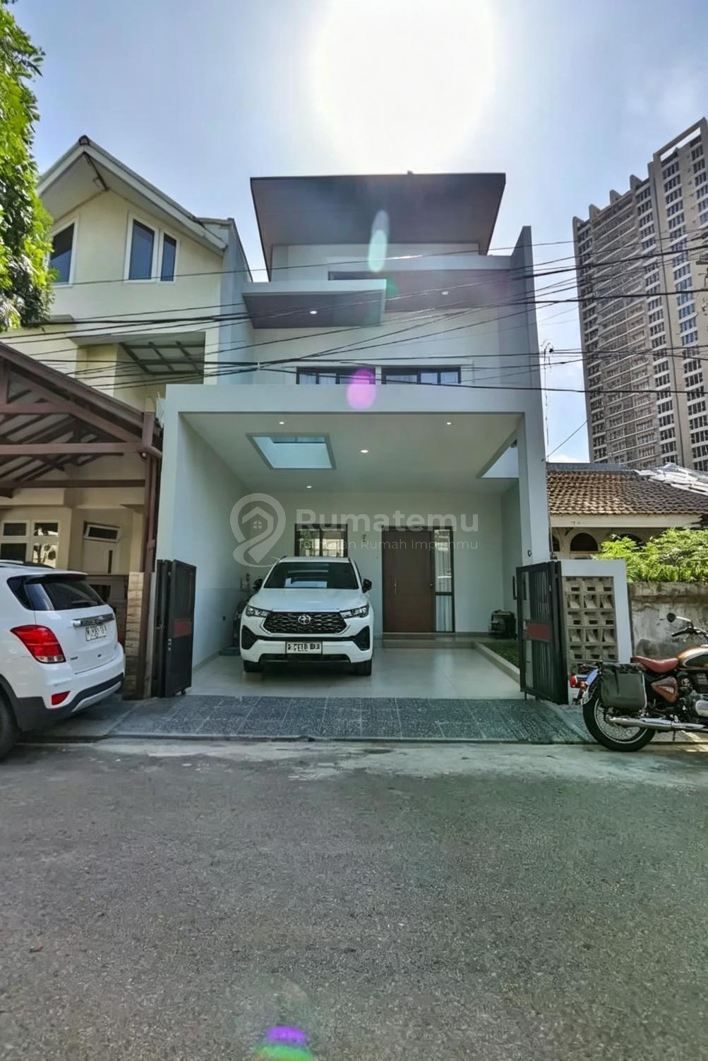 Jual PONDOK INDAH,KEBAYORAN LAMA,JAKARTA SELATAN