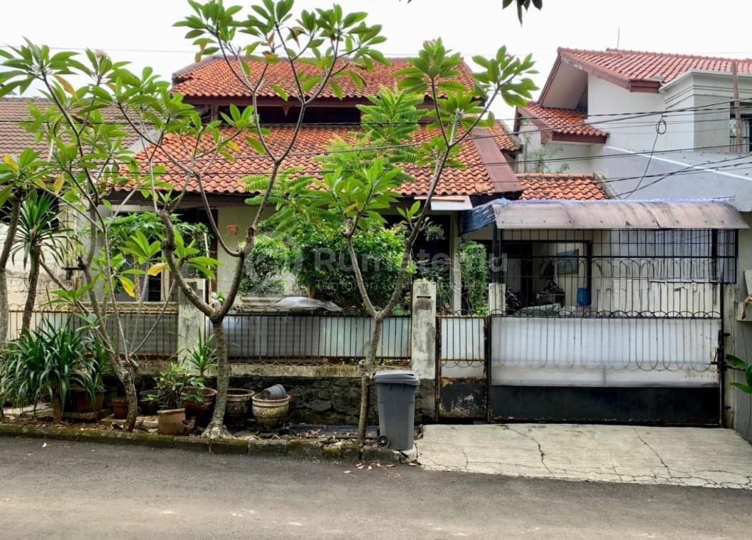 Rumah Strategis dekat MRT di perumahan Rempoa Bintaro
