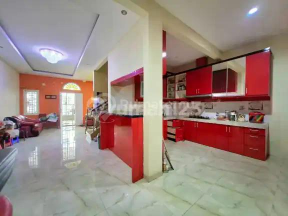 Rumah 3 Lantai Di City Resort Taman Palem Cengkareng Jakarta Barat