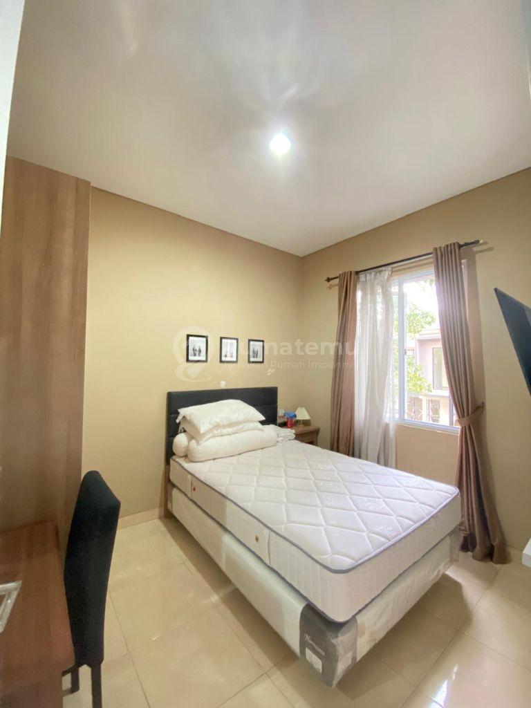 DIJUAL RUMAH GREENWICH PARK BSD