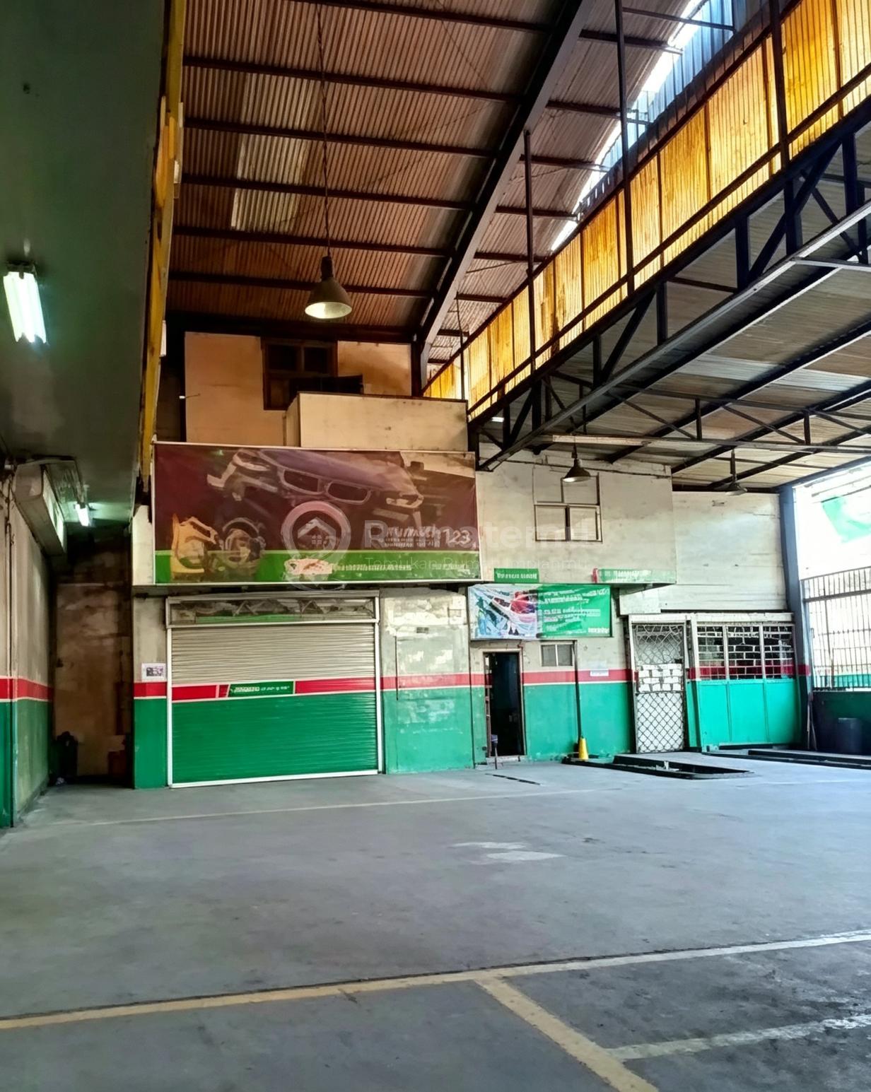 Dijual Cepat Tanah Dan Bangunan Ex Bengkel Pinggir Jalan