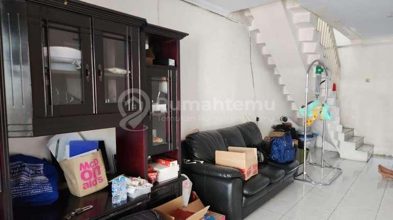 Rumah Muara Karang Blok 9