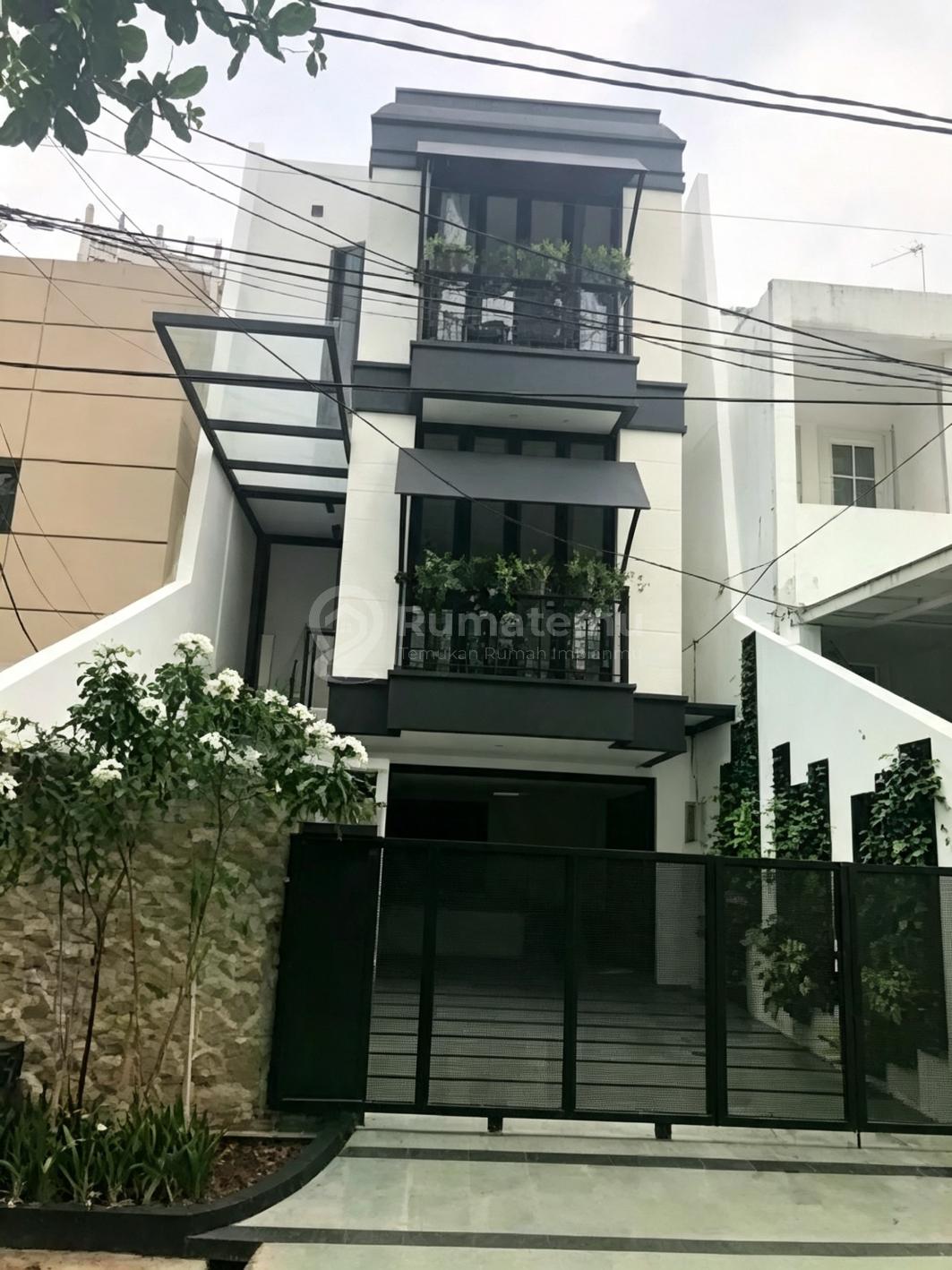 Disewakan Rumah Minimalis dan Siap Huni Belakang Pim 2 Jakarta Selatan