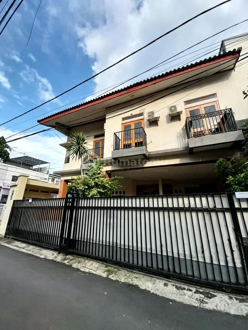 Termurah, Rumah Kostsan Bonus Toko & Rumah di Kemang Jakarta Selatan