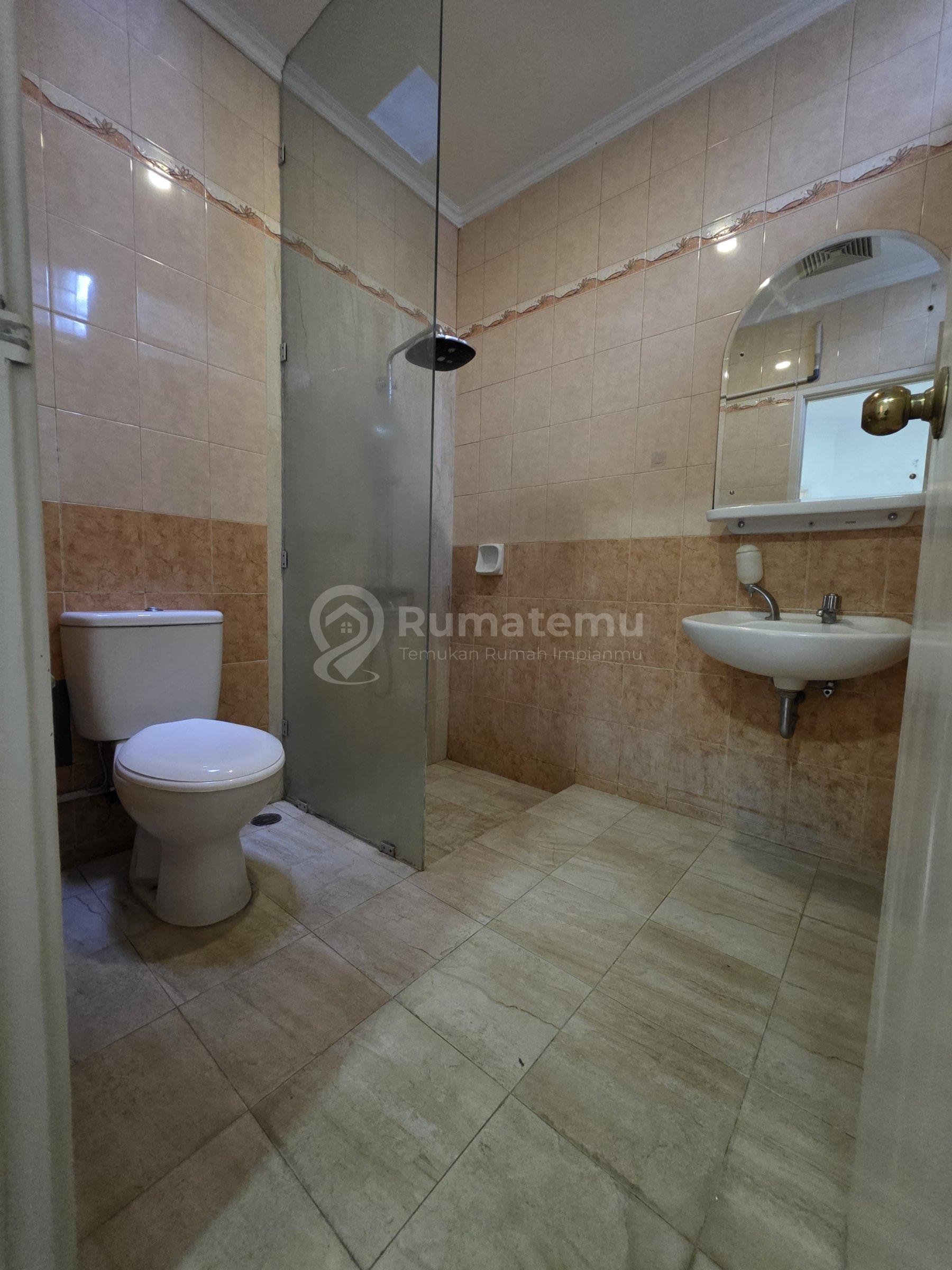 JUAL RUMAH SINGGASANA PRADANA – HARGA TURUN!