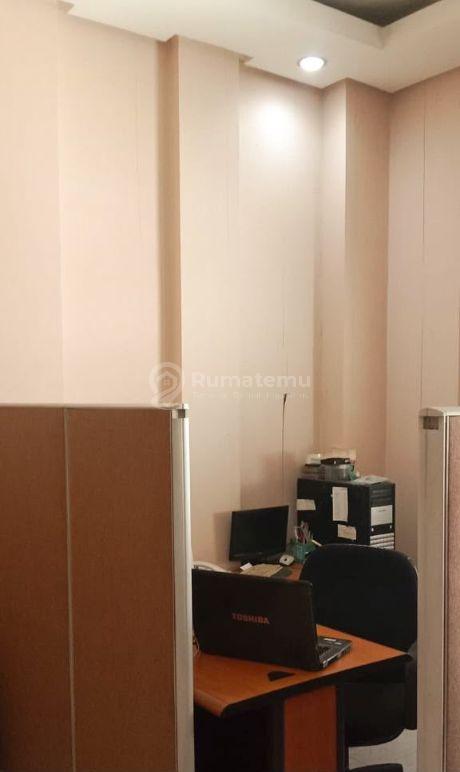 Jual Ruko Gandeng 3 unit di area Bintaro, Pesanggrahan, Jakarta Selatan