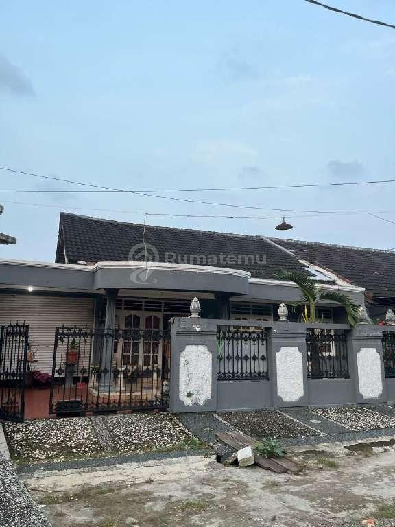 Dijual cepat rumah lama Lokasi Strategis didaerah Pamulang  di PAMULANG PERMAI I - Tangerang Selatan