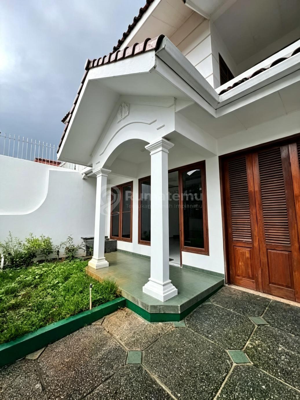Turun Harga Dijual Cepat Rumah Lama Mash Layak Huni Jl Deltasari Taman Radio Dalam Jakarta Selatan