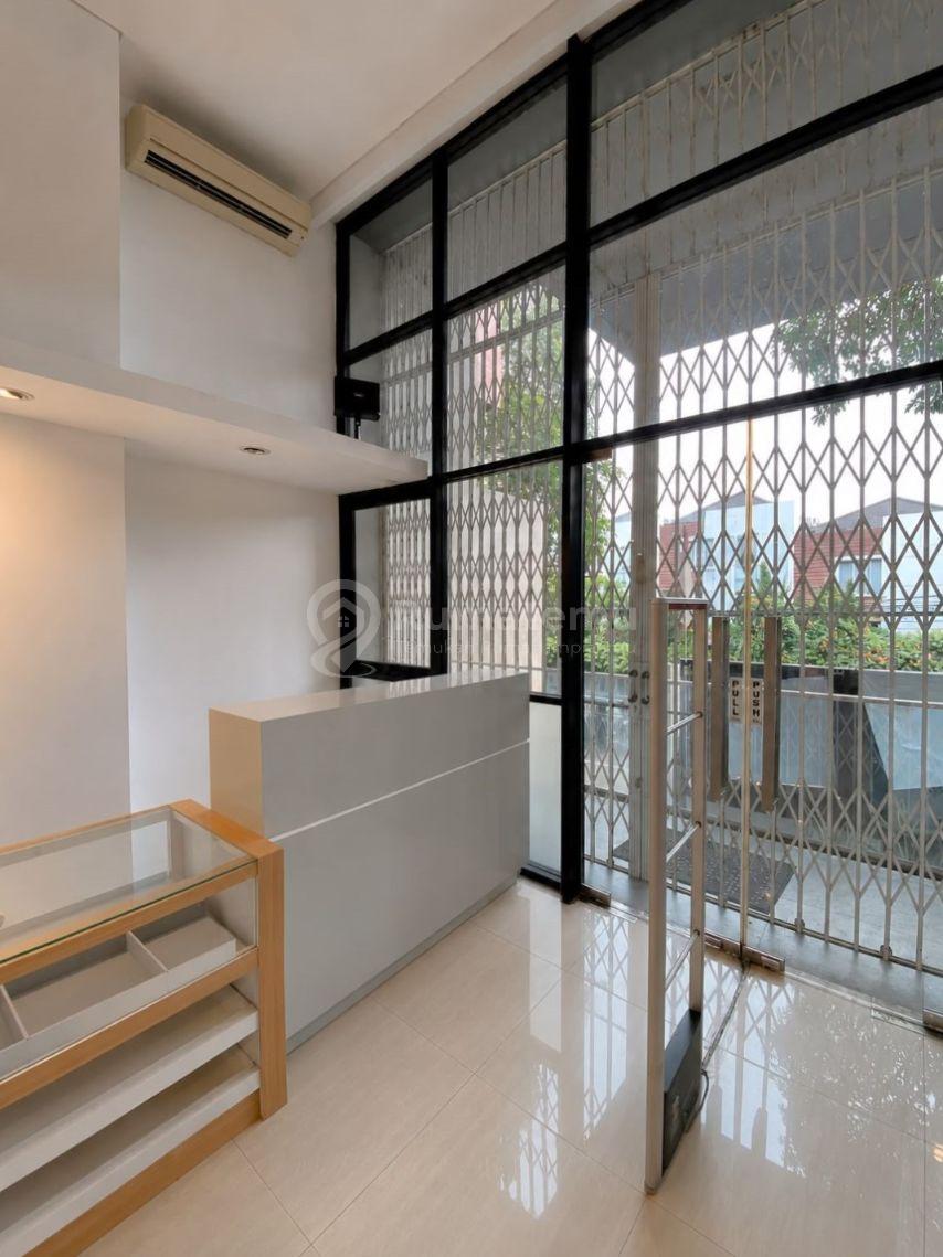 Ruko SOHO 2 Muka Kemang Selatan Cilandak Timur