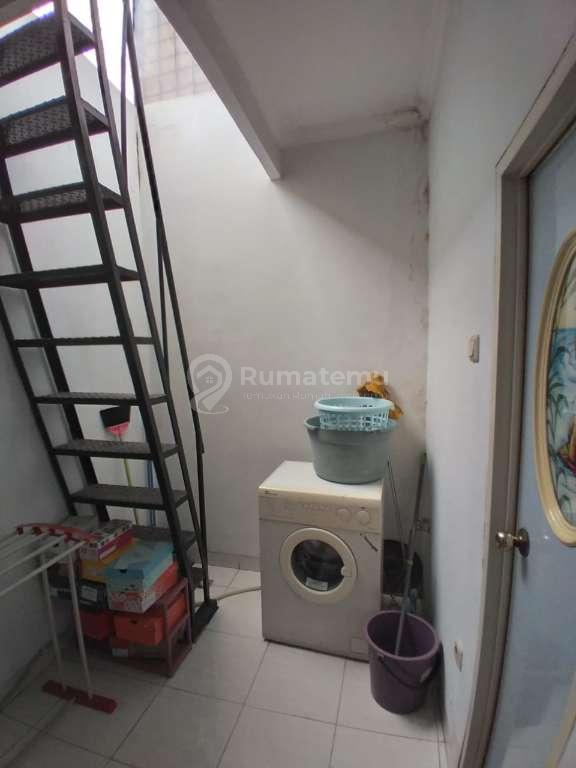 Disewakan Rumah Taman Palem