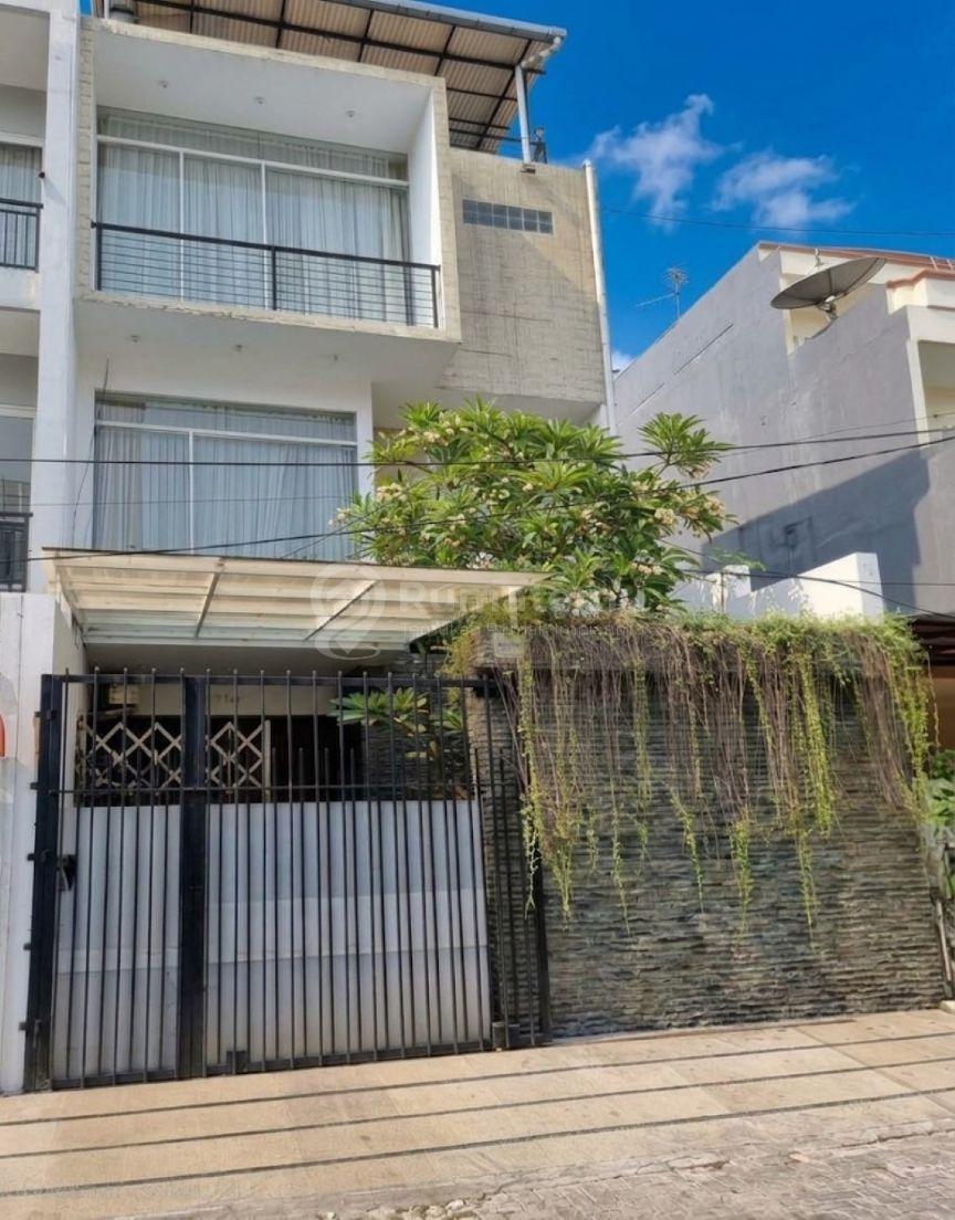 Rumah Siap Huni Jalan Danau Indah Sunter Jaya Jakarta Utara