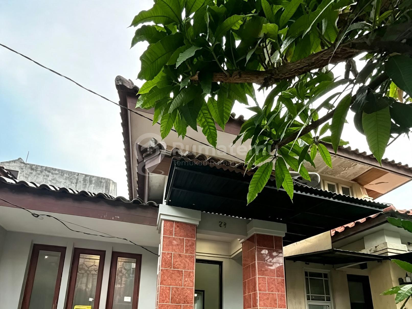 Dijual Rumah di Taman Parahiyangan Lippo Karawaci