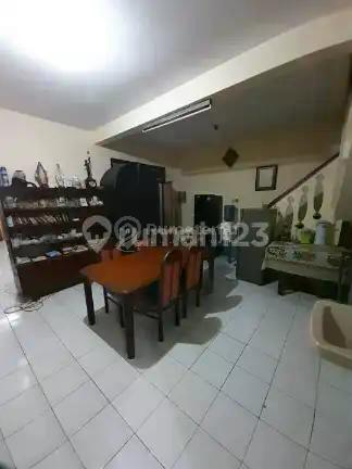 Dijual Cepat Harga Murah Rumah 2 Lantai Ex Kos 2An di Mampang Prapatan