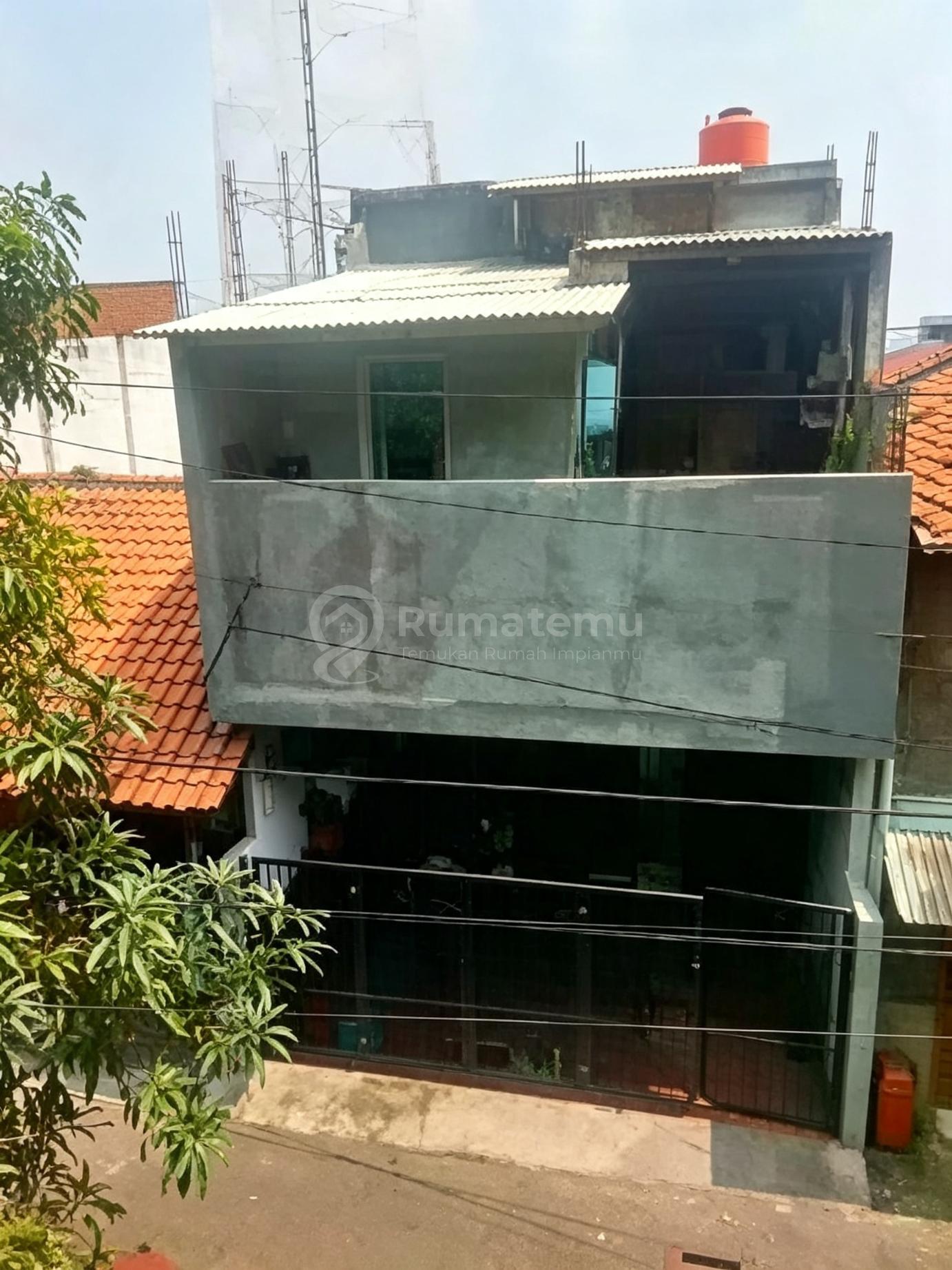 Jual Cepat Diskon Harga Turun Drastis !!! Masih Mau Nego?, Boleh. Rumah Dua Lantai Minimalis Kembangan Jakarta Barat