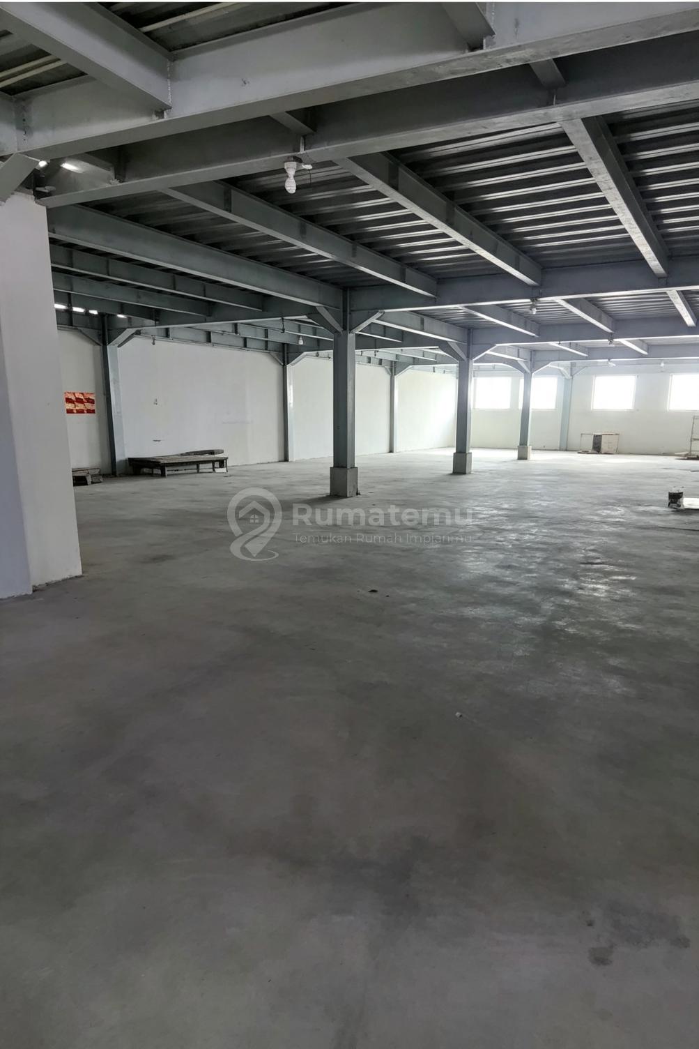 Di Sewakan Gudang 3 Lantai Luas 1020 M2 di Komp Pergudangan Prima Daan Mogot Jakarta Barat