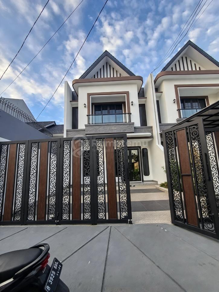 Turun Harga Dijual Rumah Baru 2 Lantai di Jagakarsa Jakarta Selatan - Siap Huni Lokasi Strategis