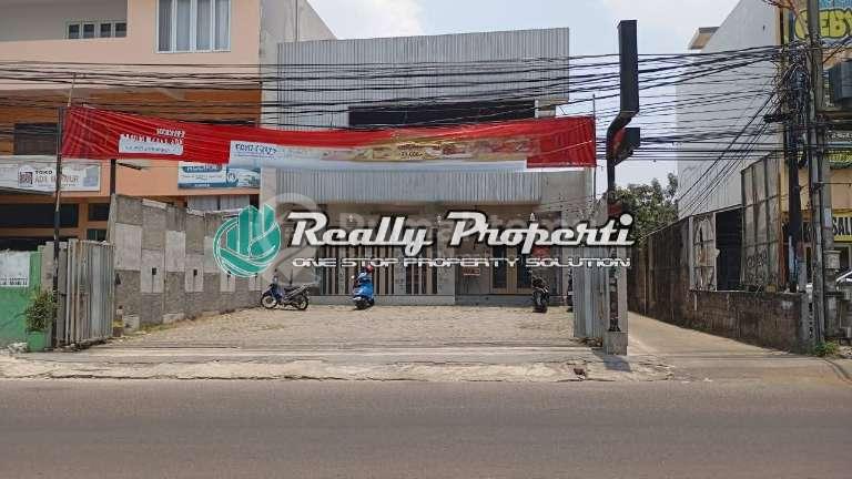 Disewakan Ruko 2 Lantai Lokasi Sangat Strategis Jl Raya Jatiwaringin Pondok Gede Bekasi