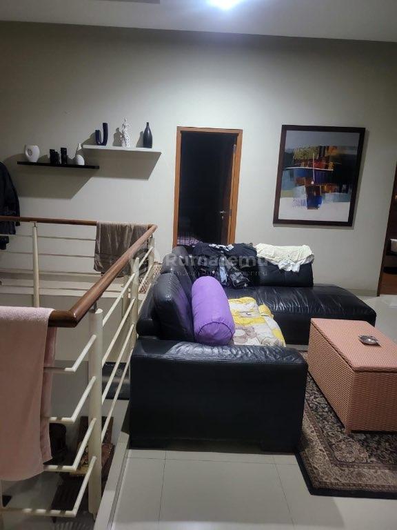 DIJUAL RUMAH MEWAH 2 LANTAI DI KOMPLEK MEKAR WANGI – BANDUNG
