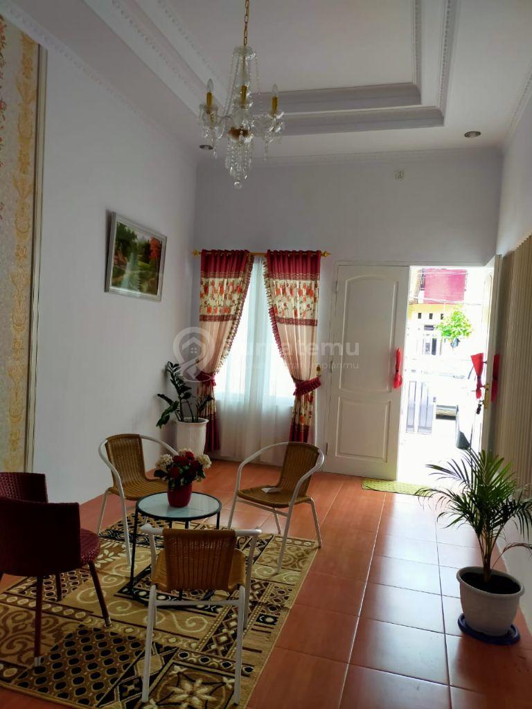 Rumah 2 Lantai Dekat ITC Cempaka Mas Sunter, LT 108m², 3KT 2KM, SHM, 75 Juta/Tahun