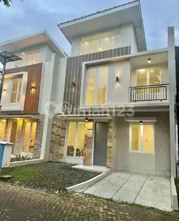 Jual Cepat Rumah Cantik 2 lantai Semi Furnished Accola Park Serpong