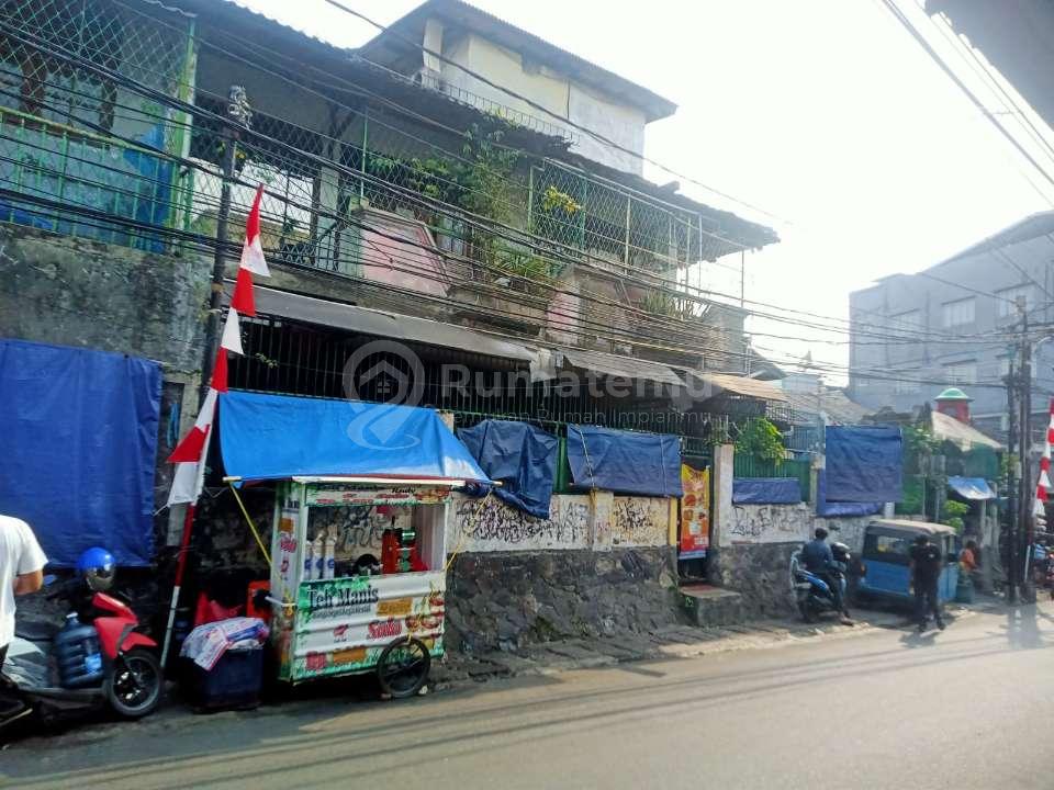 Dijual tanah persegi panjang komersial hook di area Pasar Manggis, Setiabudi
