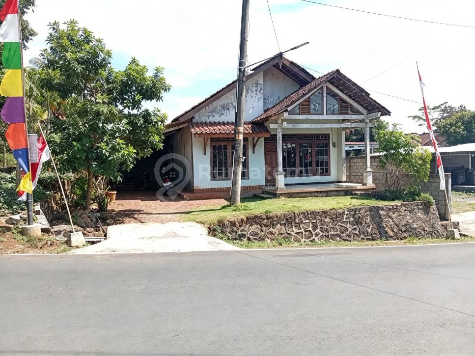 Rumah di Jual di Ngaliyan, Kel. Kalongan, Kec. Ungaran Timur, Kabupaten Semarang Maa By Prabowo Siswanto Property