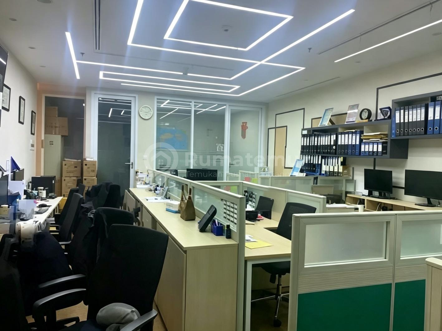 Disewakan Office Space di District 8 Senopati